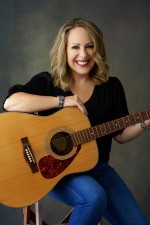 Holly Lesnick