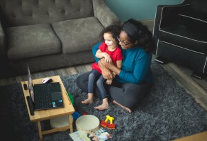 child and grown-up having fun with kindermusik virtual classes